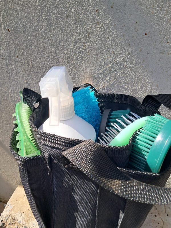 Equirina Round Grooming Bag